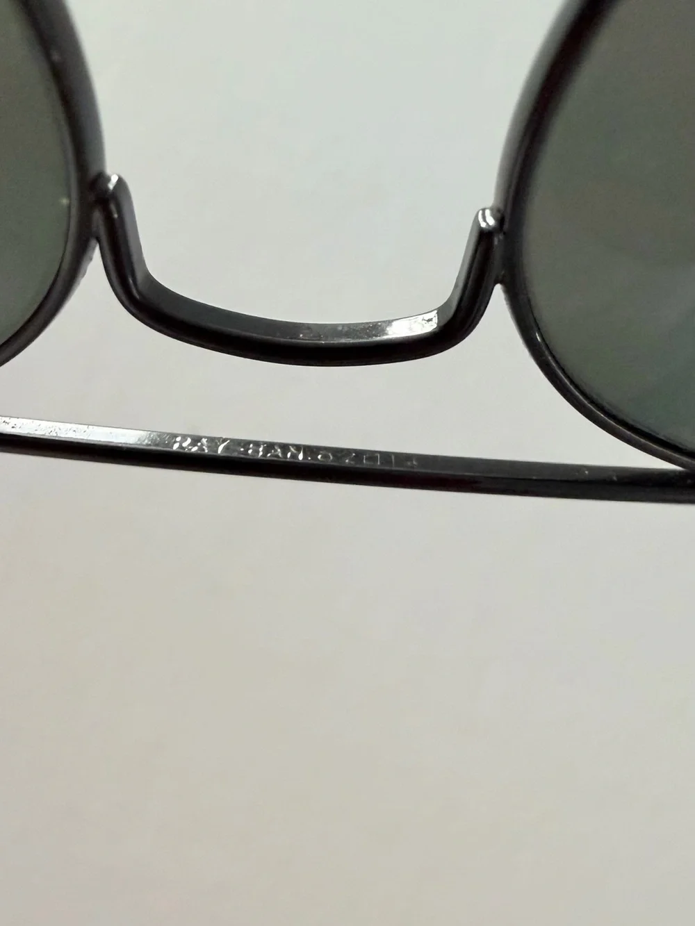 Ray-Ban polarized Aviator Sunglasses in Black with Dark Green Lenses